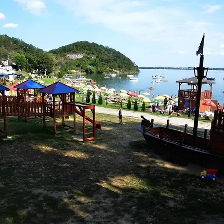 Dovolenkovy Dom Nika * Vinné