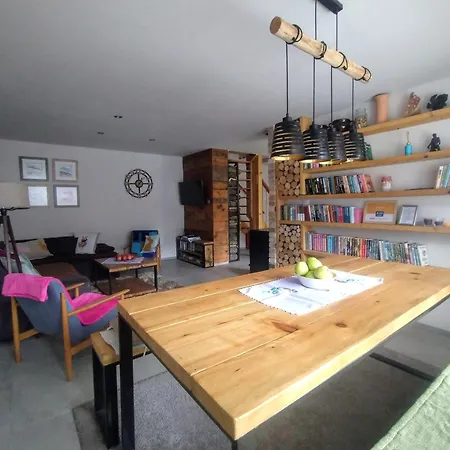 Vakantiehuis Dovolenkovy Dom Nika Vinné